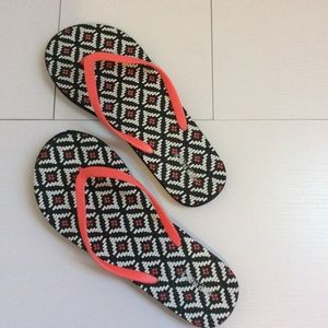 Old navy Pink, Black, and White stylish flip flops